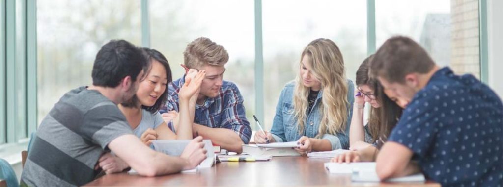 רוח צעירה (י')